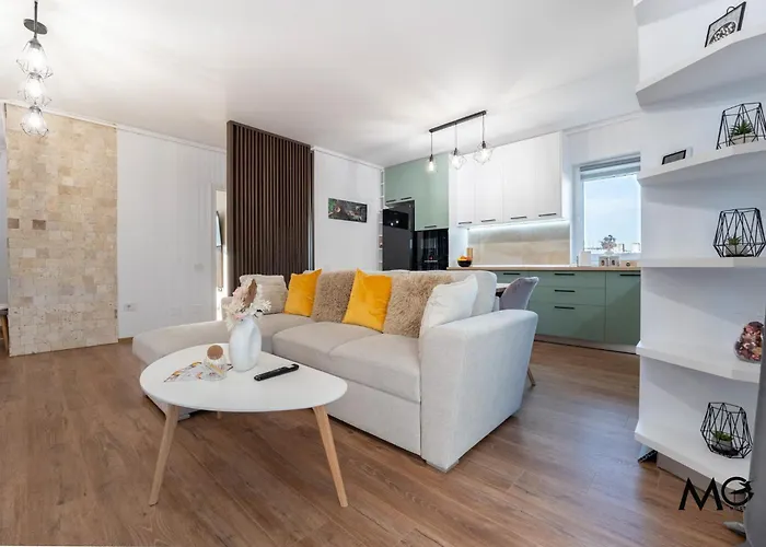 Mohost First - Mountain View Oasis * Brașov